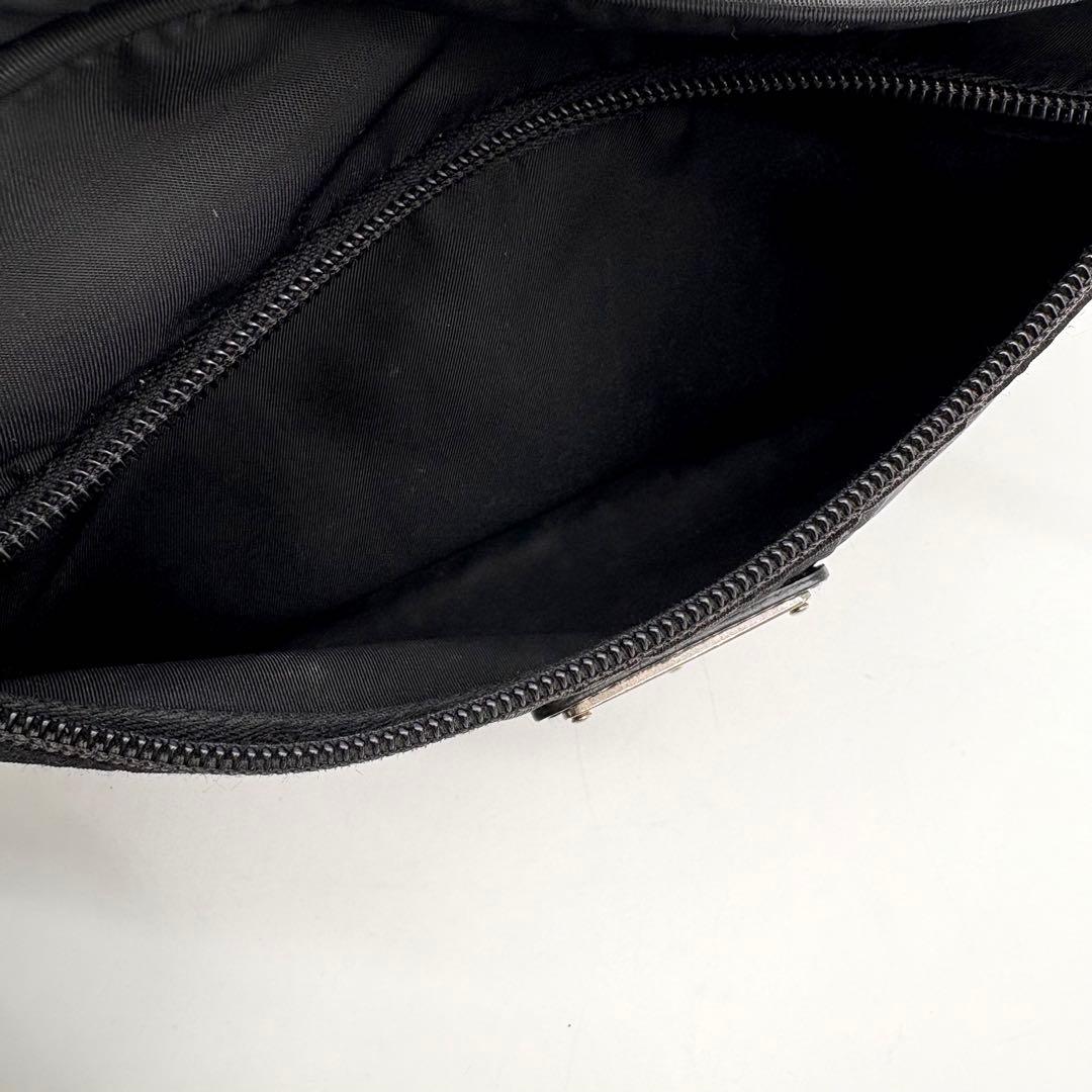 【極美品】PRADA カメラ ショルダーバッグ テスートナイロン レザー 黒