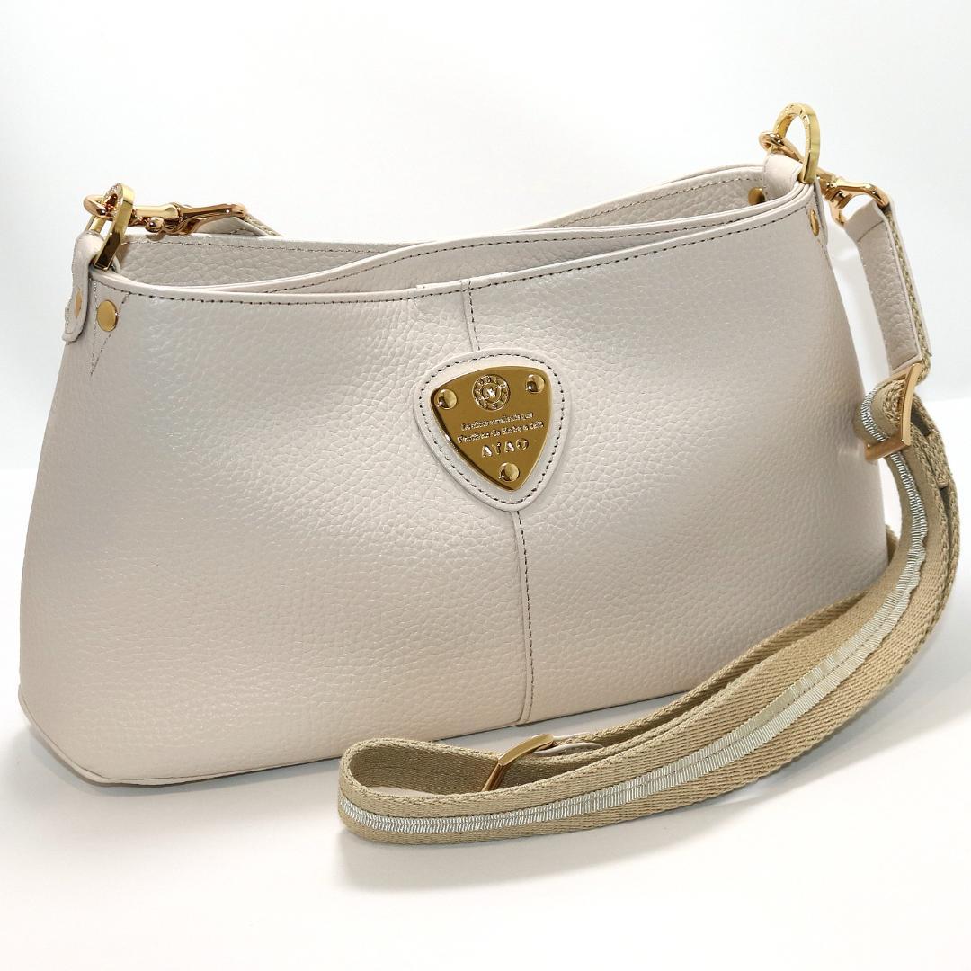 【極美品】ATAO chivy+ 2Way バッグ レザー ショルダーバッグ 白