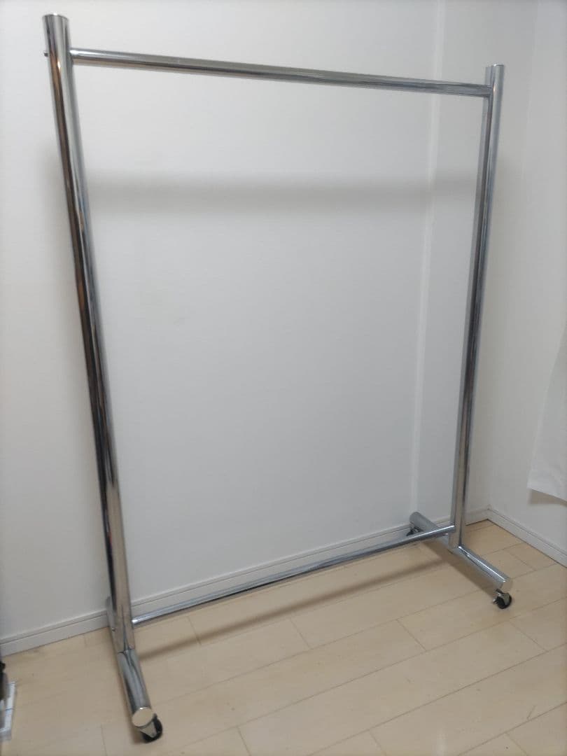 大きめのディスプレイハンガーラック　幅約120ｃm 高さ約160ｃｍ