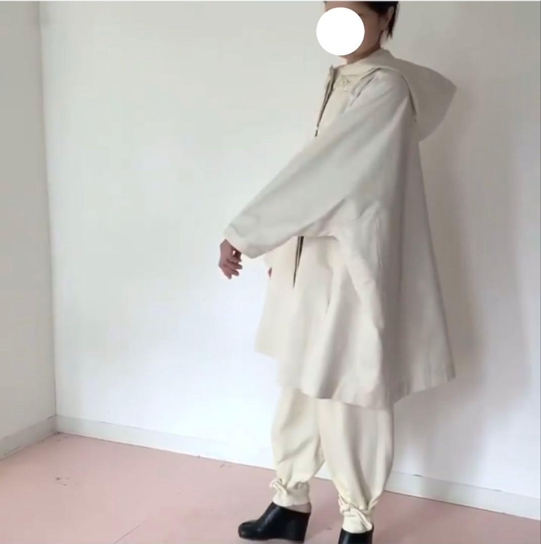 美品　TENNE HANDCRAFTED MODERN ケープコート　アイボリー