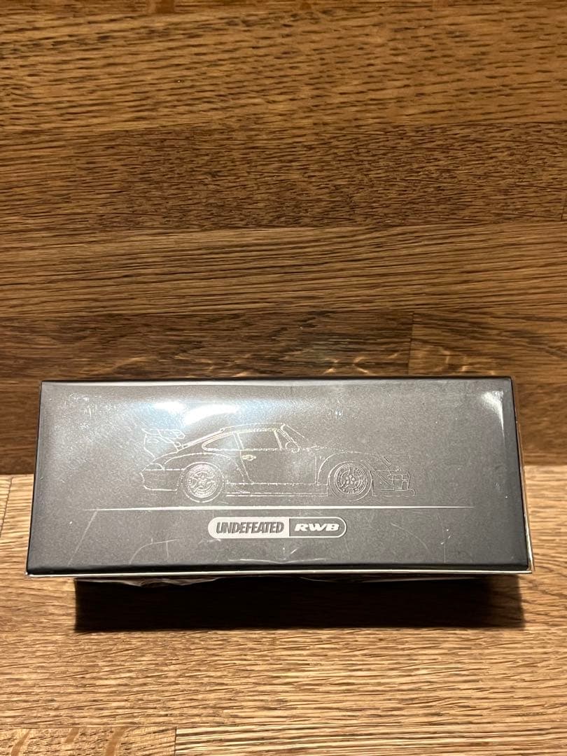 u*8様 希少非売品INNO RWB Porsche UNDEFEATED 金銀