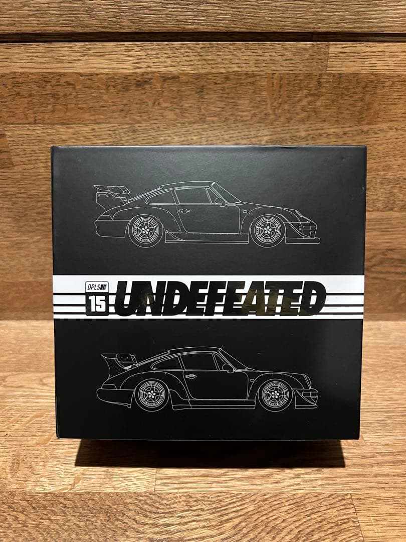 u*8様 希少非売品INNO RWB Porsche UNDEFEATED 金銀