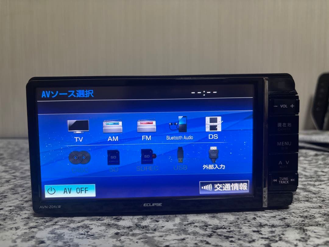 カーナビ AVN-Z04iw