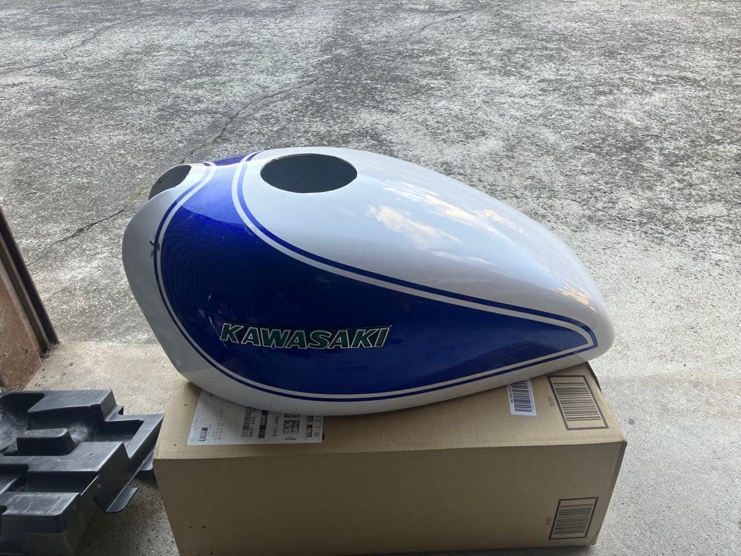 ゼファーχタンクカバー　外装　ゼファー外装セット ばら売りO