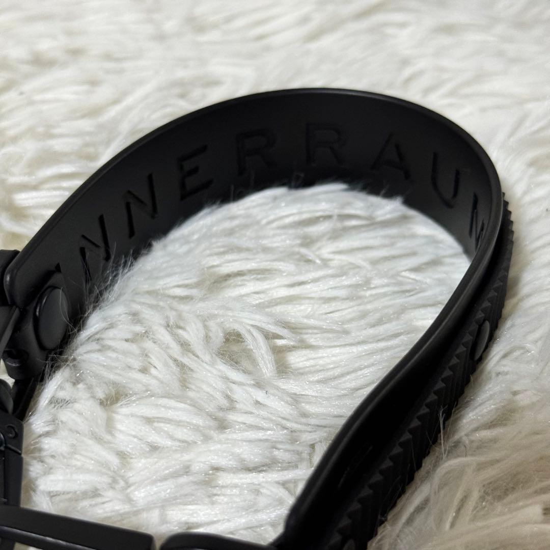 新品未使用✨INNERRAUM panelled phone pouch 完売品