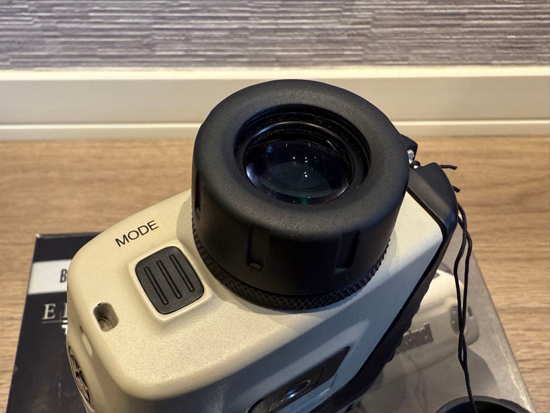 【極上品】Bushnell製 ライトスピード エリート 1M 1600 距離計