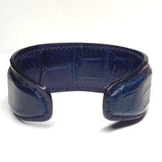 美品 グッチ ブレスレット バングル ワイド クロコ型押し ネイビー×ゴールド