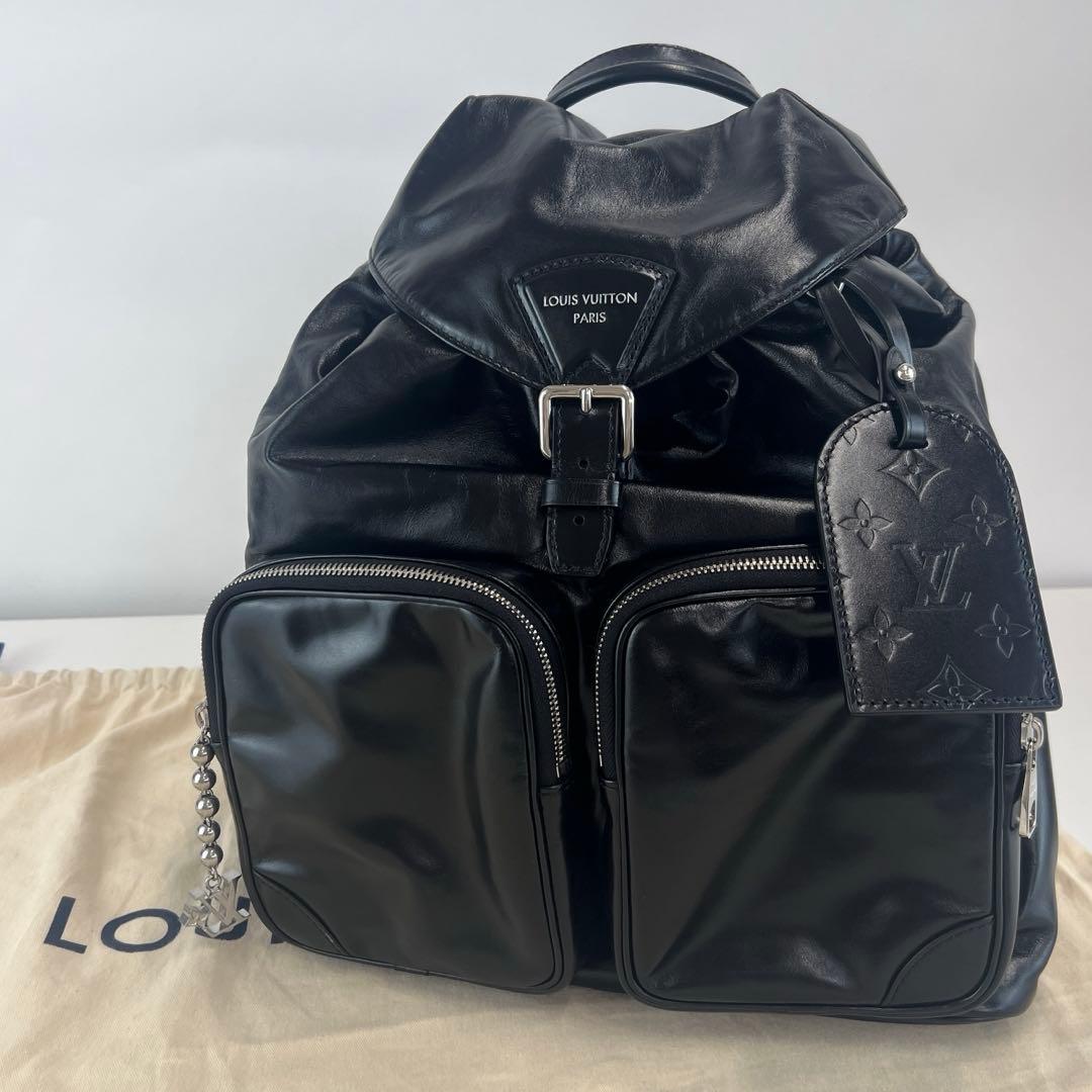 新品 現行品 M13983 ルイヴィトン モンスリ カーゴ バックパック 黒