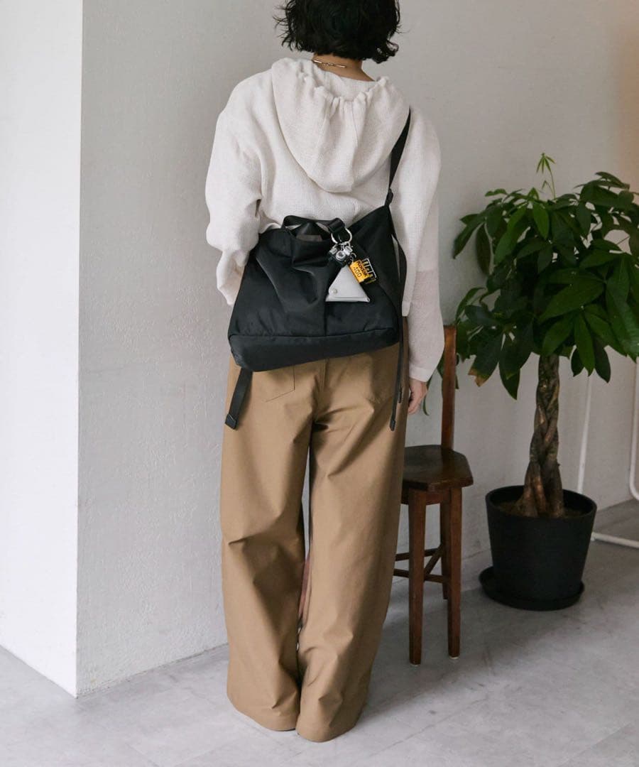 美品！アジャスタートートバッグ　横型　レシートチャーム付き♡