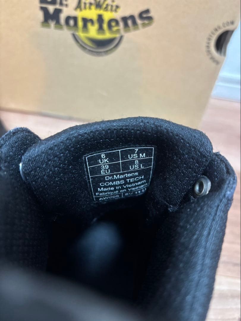 Dr. Martens COMBS TECH ミリタリーブーツ