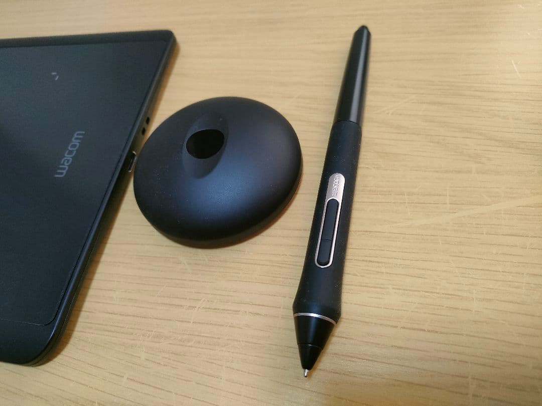 Wacom Intuos Pro Small（PTH460K0D）