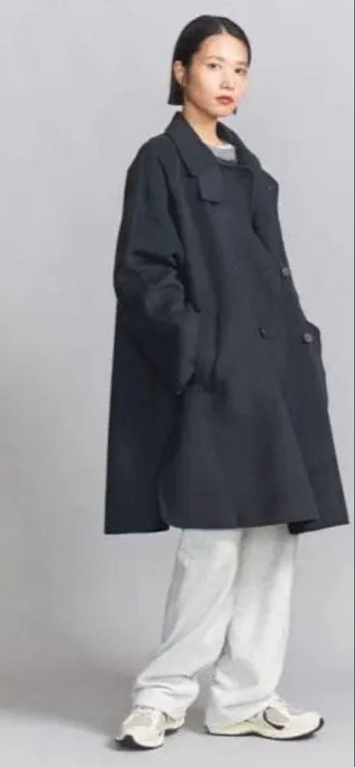 beauty &youth リバーポンチョコート