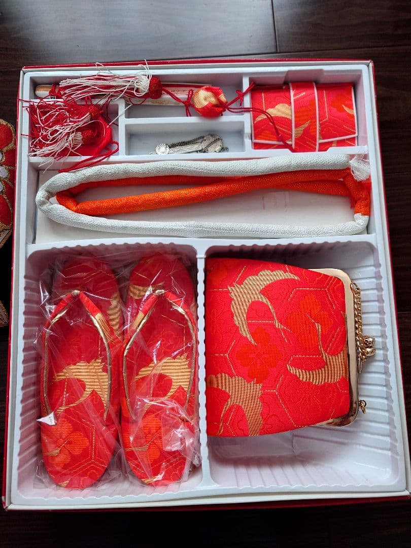 七五三　着物 長襦袢　筥迫セット　7歳　女の子　袋帯　鶴柄