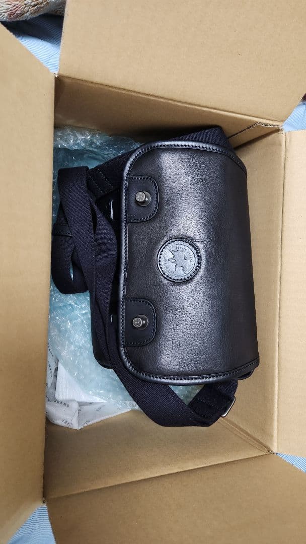 ハンティングワールド　レザーキャリーオールS ビームスF