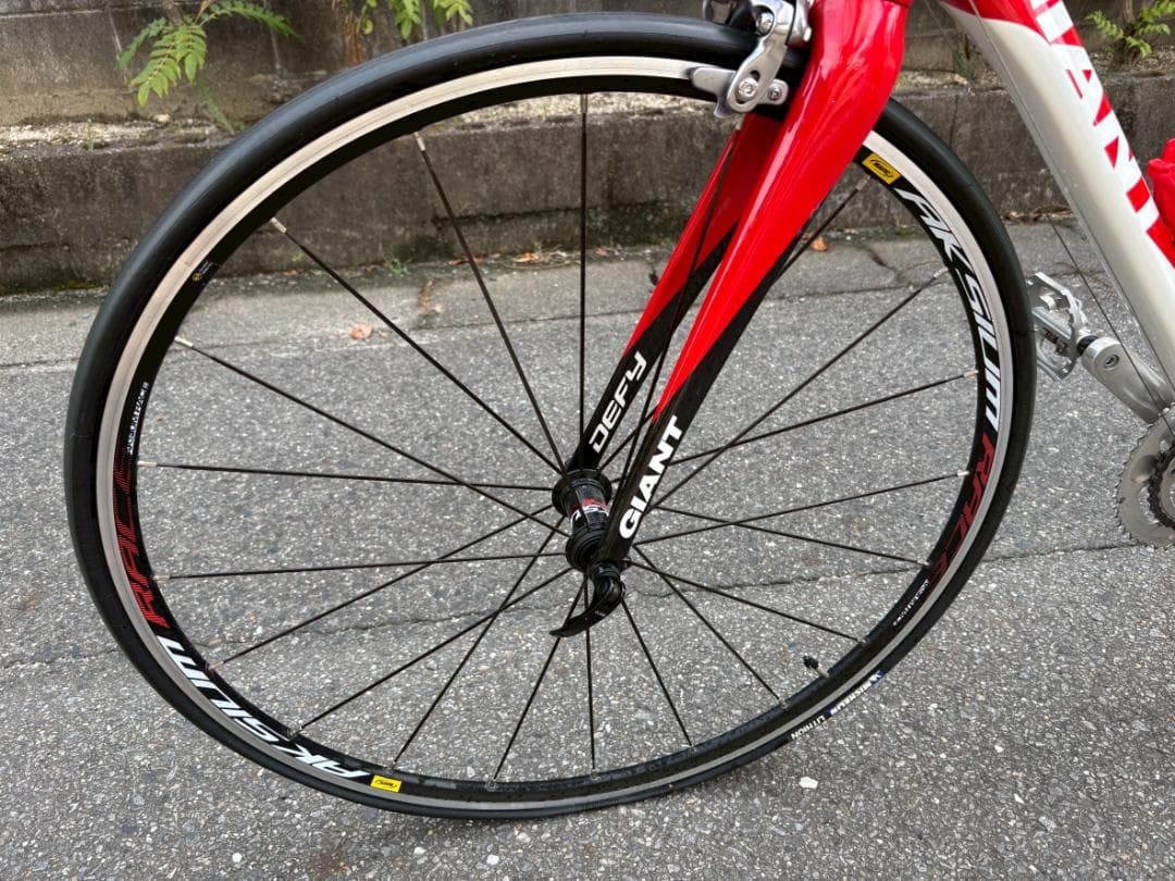 GIANT DEFY ALLIANCE　2010年モデル ロードバイク