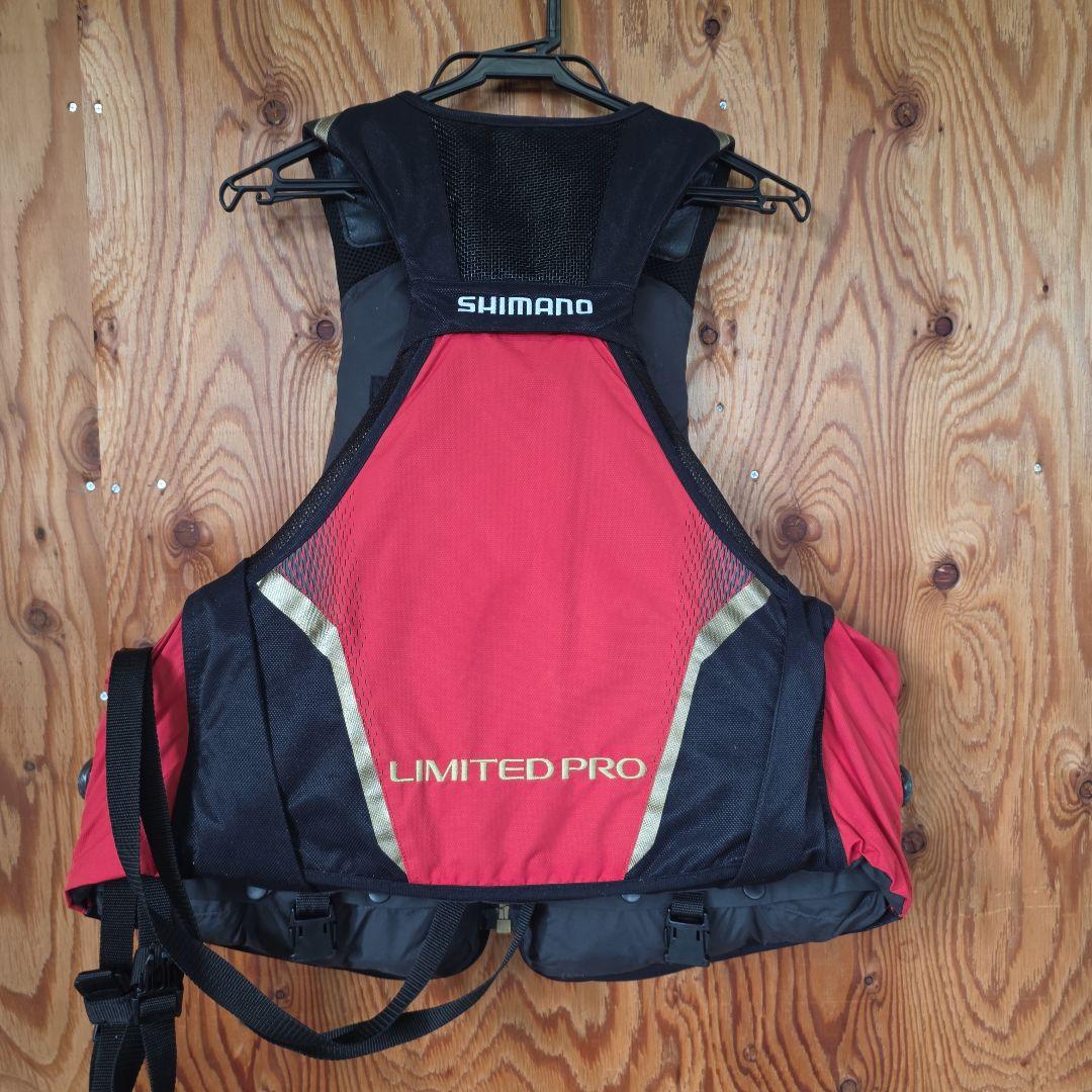 リミテッドプロ　フローティングベスト