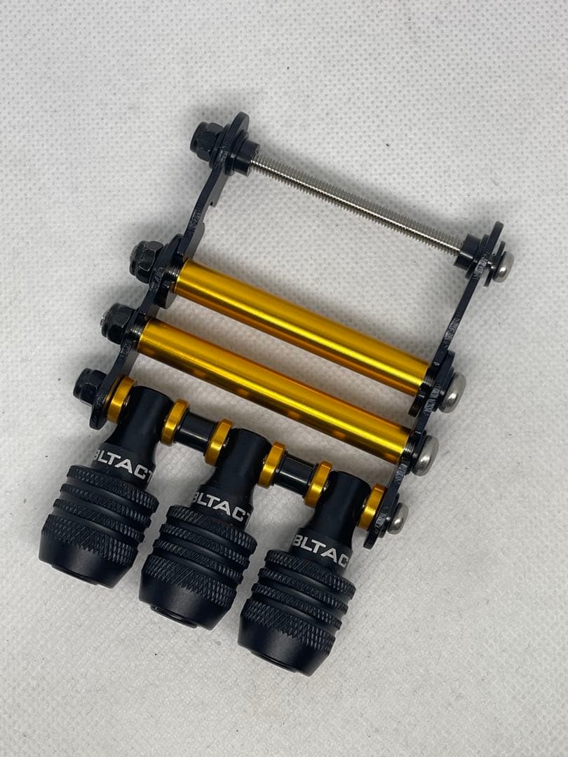 ダブルタクトプレート　ビットホルダー4P ニックス風チェーン(オールブラック)