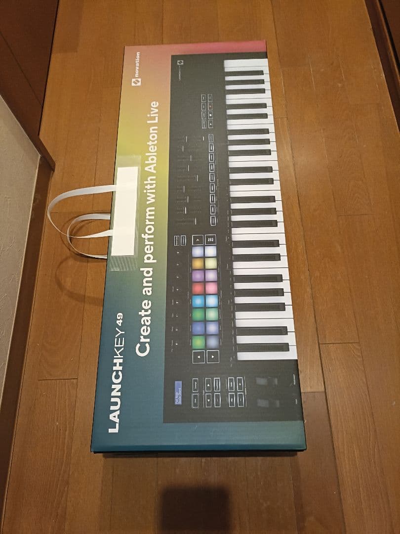 Novationノベーション Launchkey49 MK3 MIDIキーボード