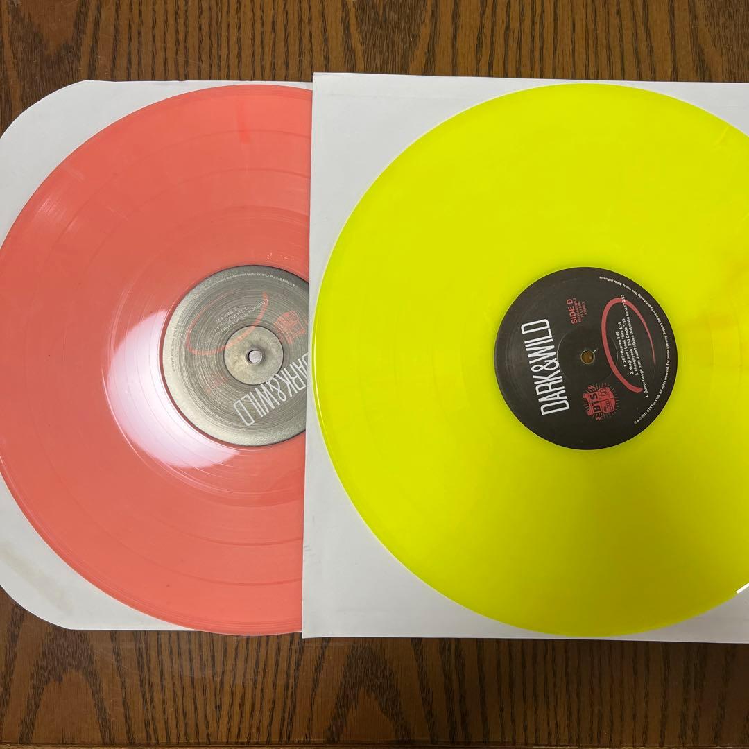 BTS dark&wild カラー盤