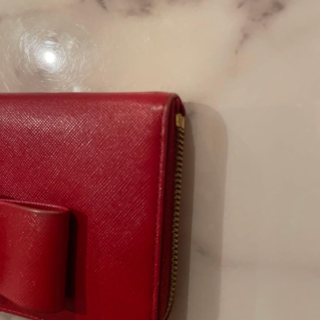 プラダ　リボン　長財布　ゴールド金具　赤　サフィアーノレザー