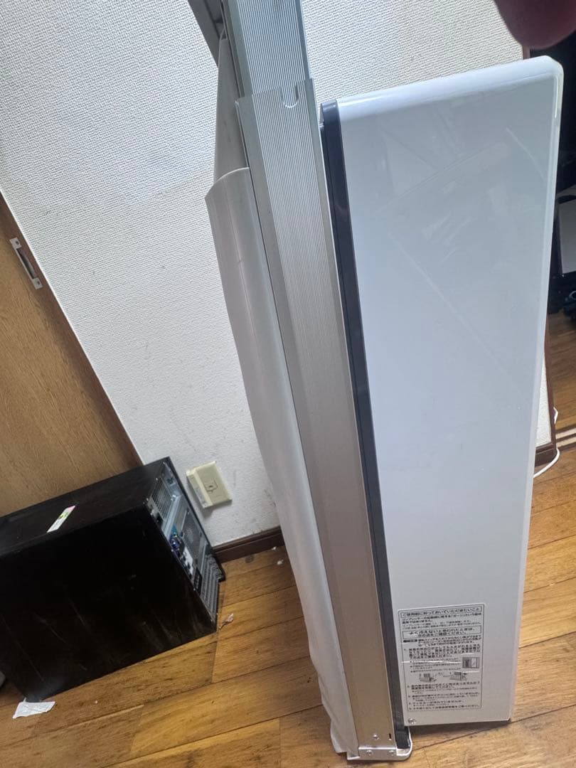 窓用エアコン 冷暖房両用 リモコン付き枠付きKAW1606 2021年手渡し可能