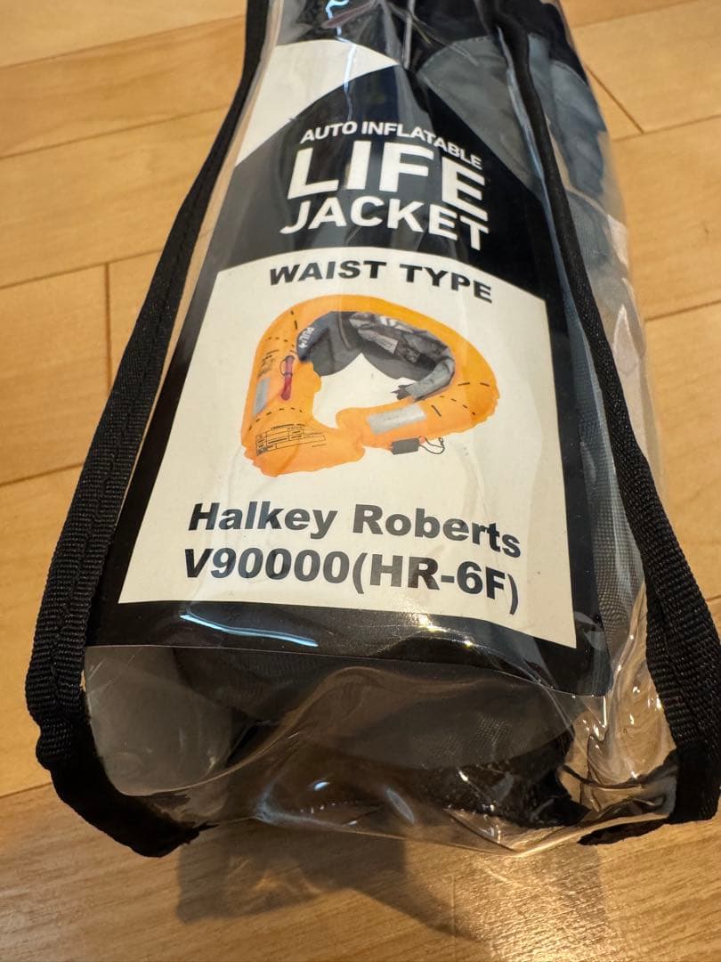 ダイワ　インフレータブルライフジャケット