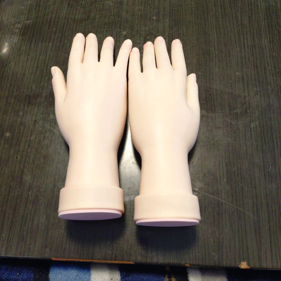 JNEC認定モデルハンド（骨折なし）と練習用ハンド