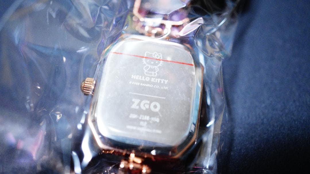 キティちゃん ピンククリスタル 時計 サンリオ 腕時計 限定 海外 コラボ