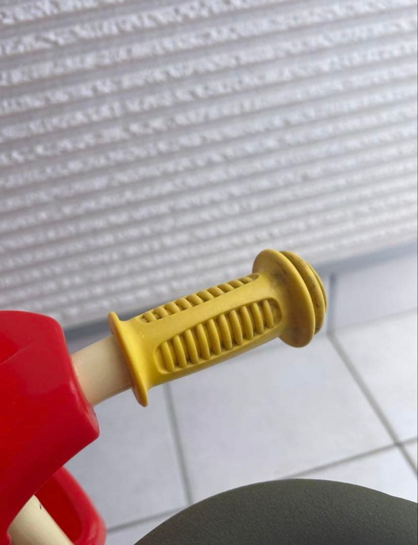 アンパンマン 三輪車 赤