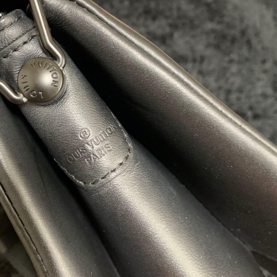 本日限定価格 ノベルティ モノグラム ショルダーバッグ オールブラック