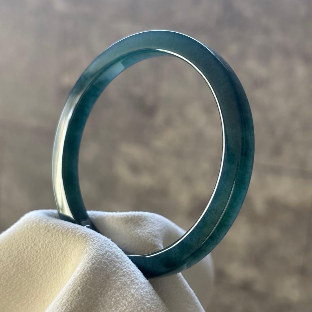 天然　本翡翠　A貨　藍水　深緑　氷種　バングル　鑑定書付き