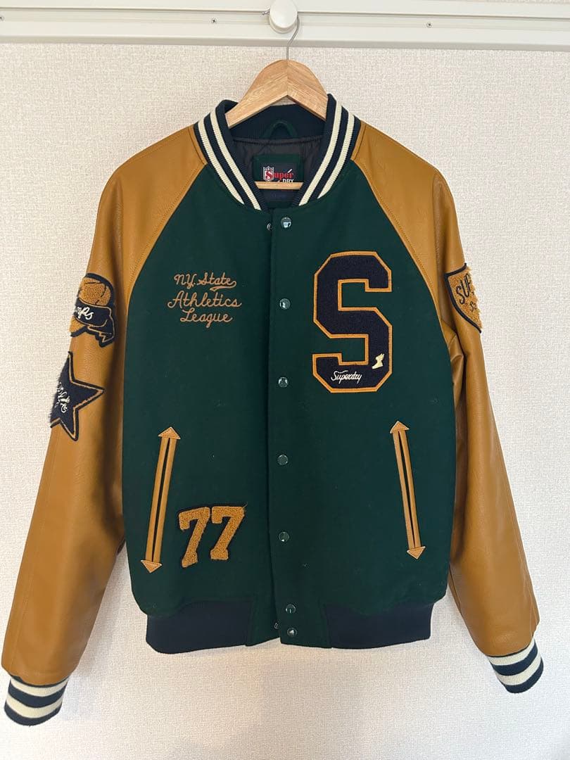 SUPERDRY 極度乾燥　スタジャン