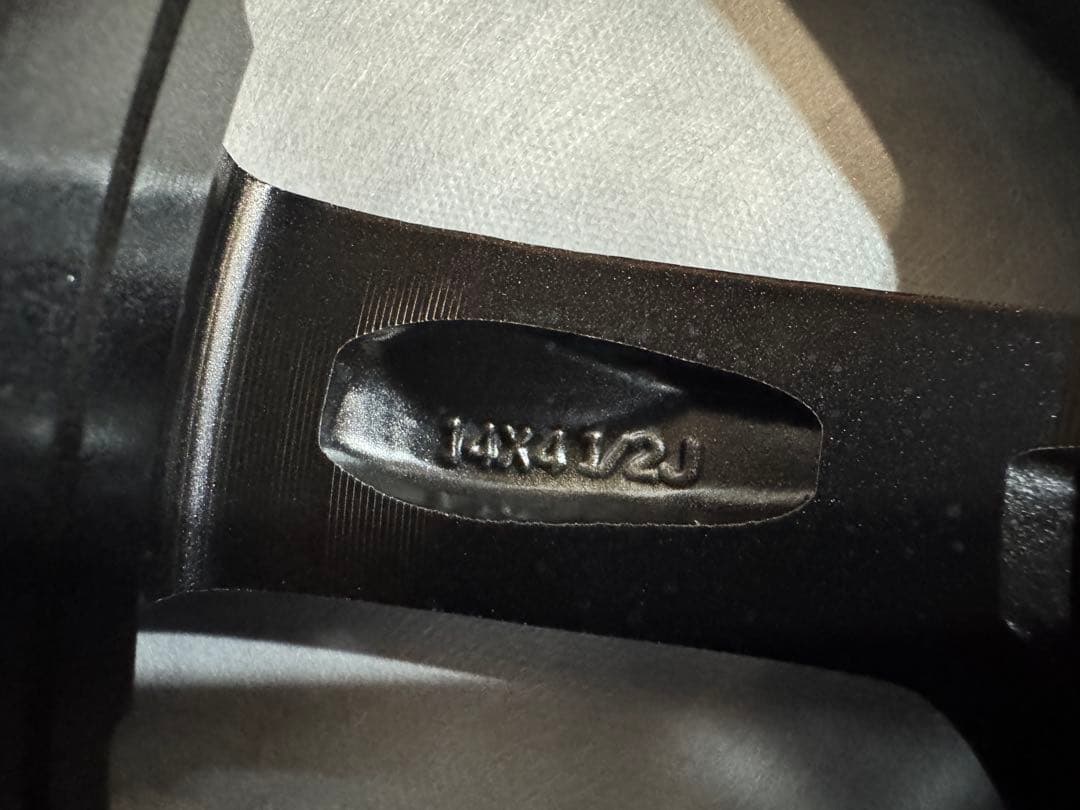 本日まで送料込み‼︎新車外し‼︎ タント　ファンクロス　純正14インチ　ホイール