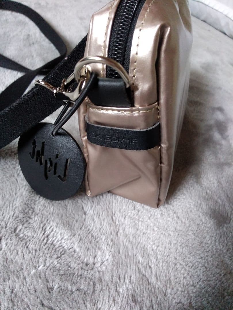 極美品 ジャックゴムショルダーバッグ