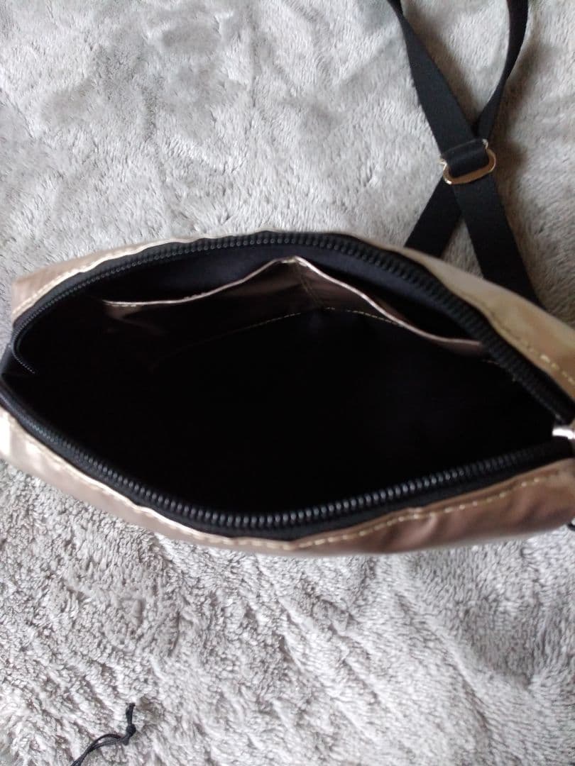 極美品 ジャックゴムショルダーバッグ