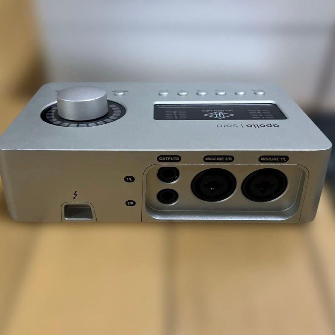 Apollo solo Thunderbolt プラグイン付き