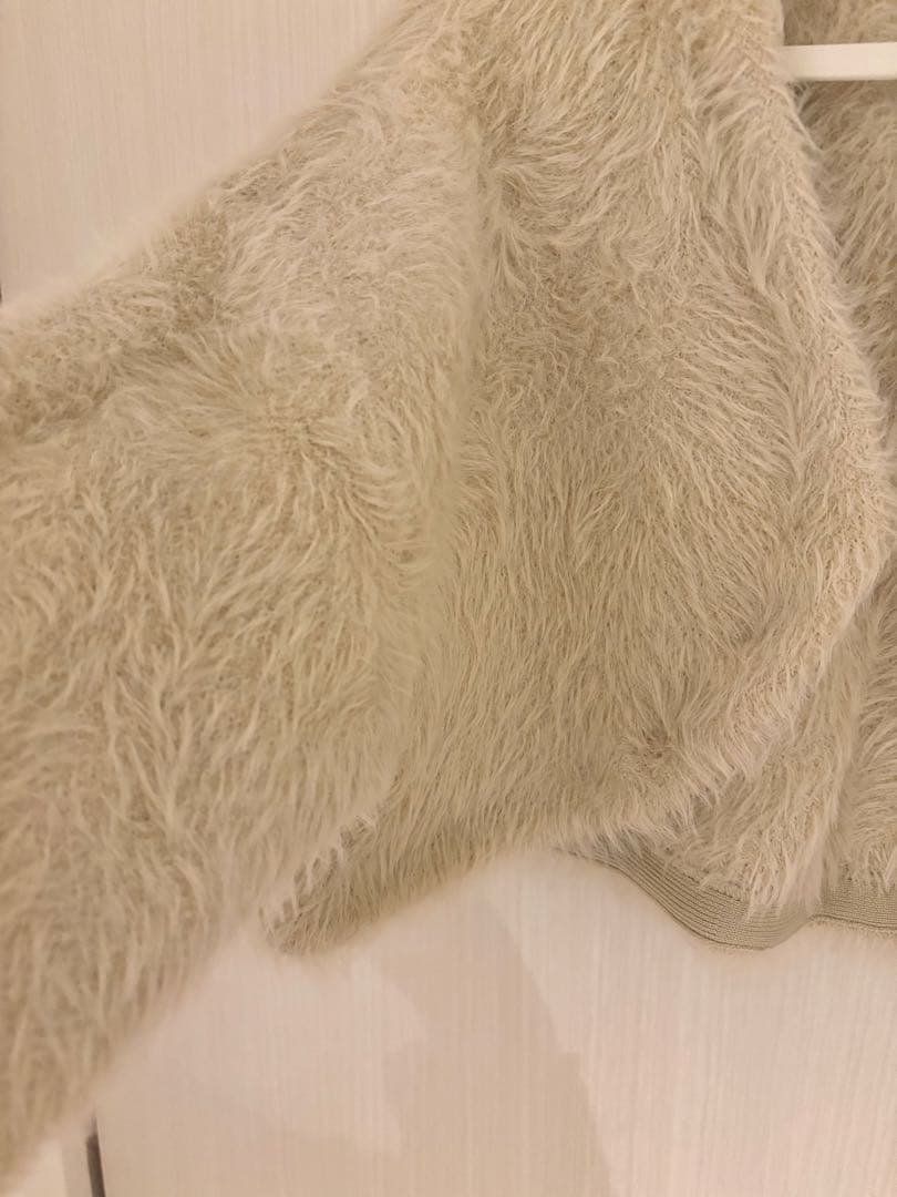 フェザーペプラムニットカーディガンセット