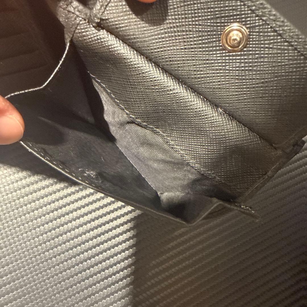 【正規品】プラダ サフィアーノ 二つ折り財布