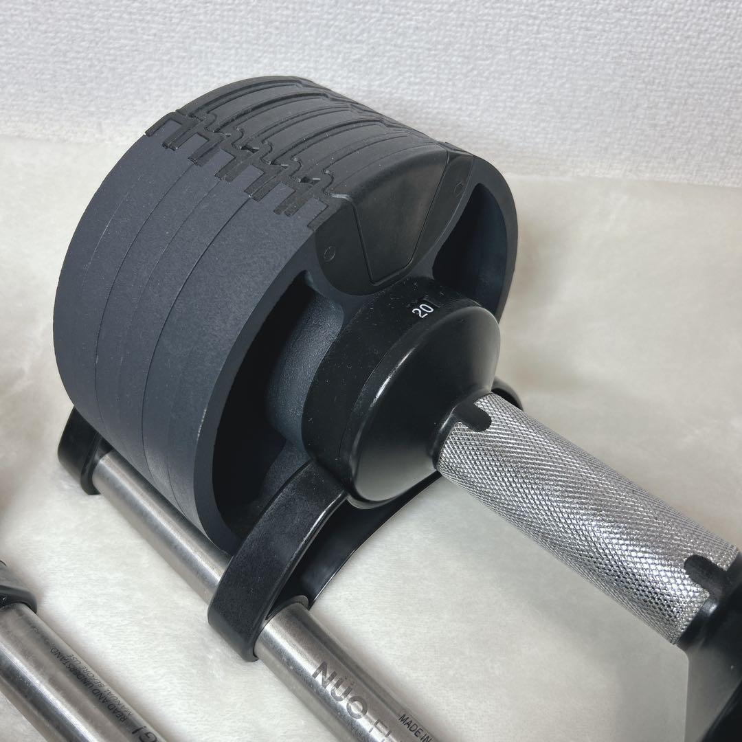 ① NUO FLEXBELL 20kg 可変式ダンベル　4kg刻み