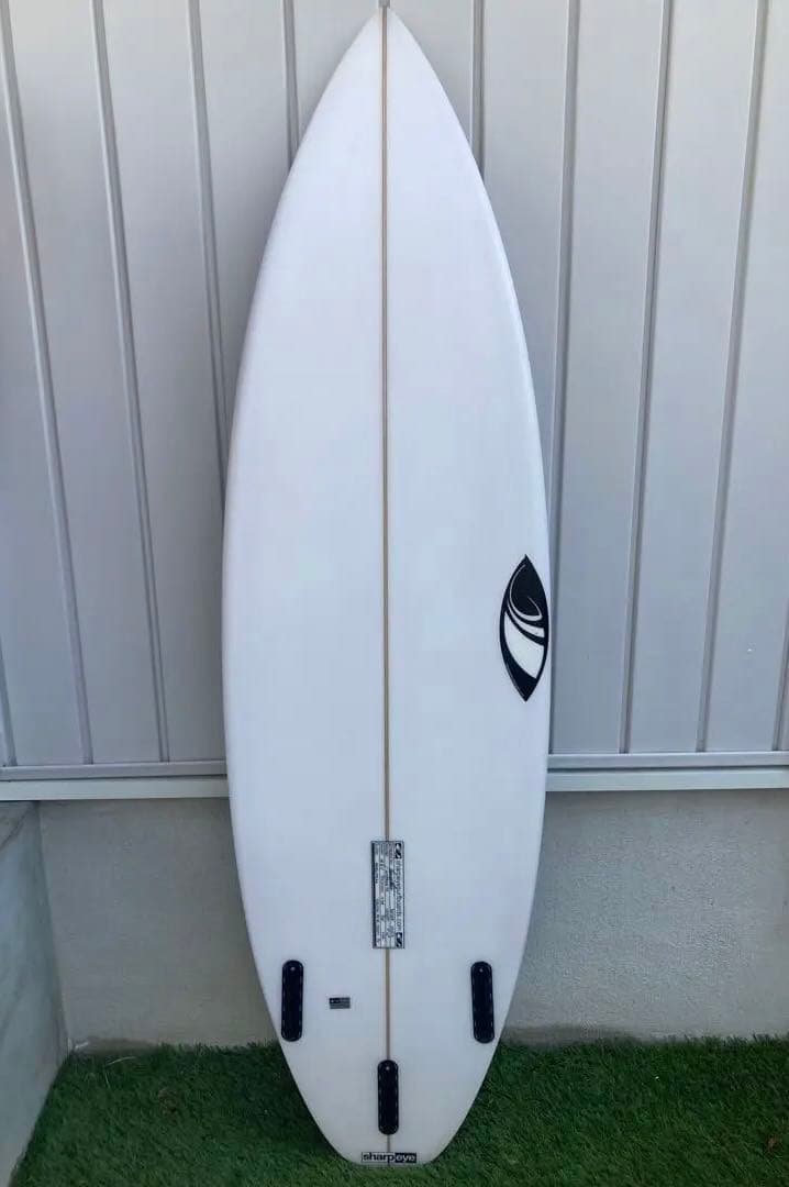 シャープアイサーフボード　インフェルノ72