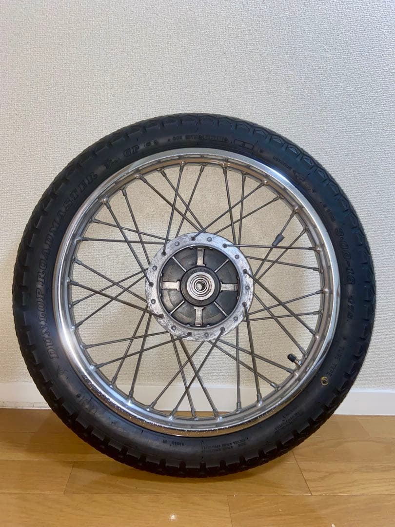 GT125 リアホイール タイヤ付き