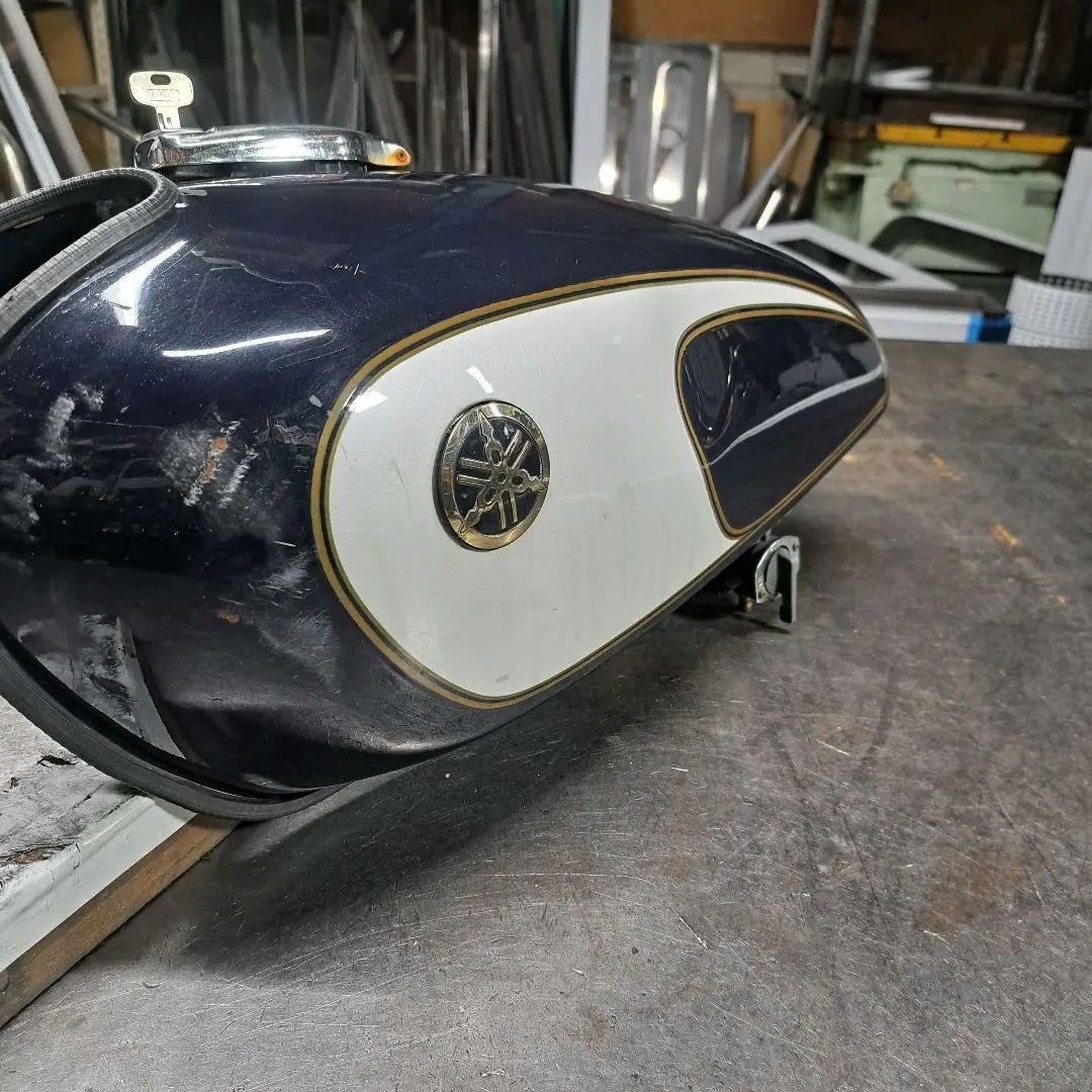 SR400純正ガソリンタンク