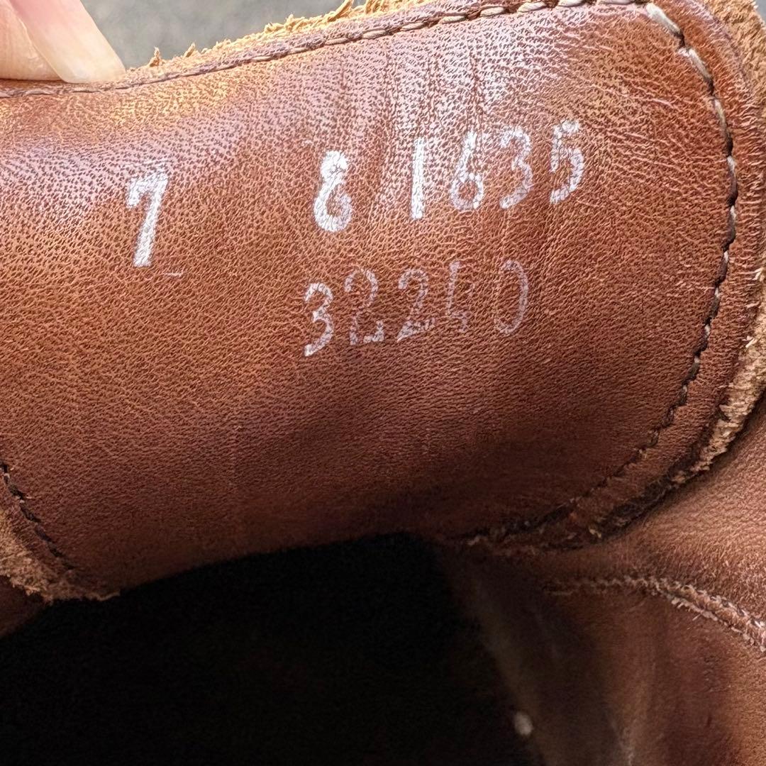 米国名門《Allen Edmonds》名作セミブローグStrand 7E