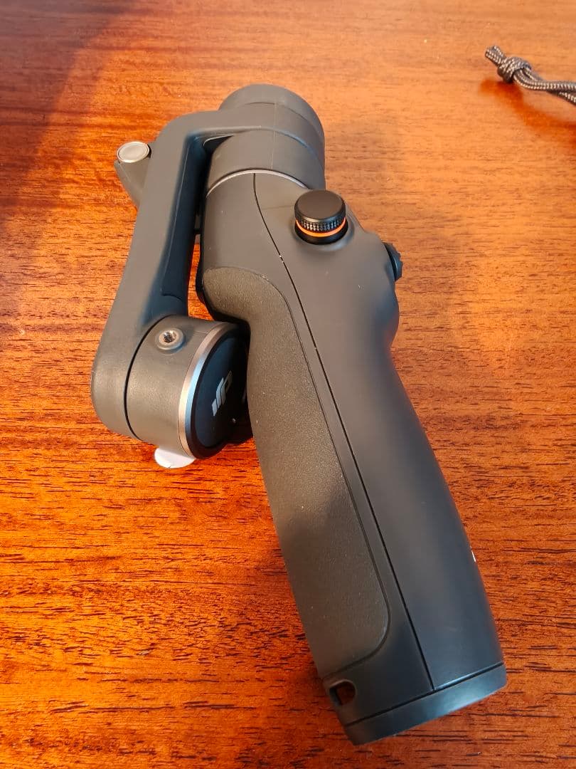 DJI Osmo Mobile 6 スタビライザー/ジンバル