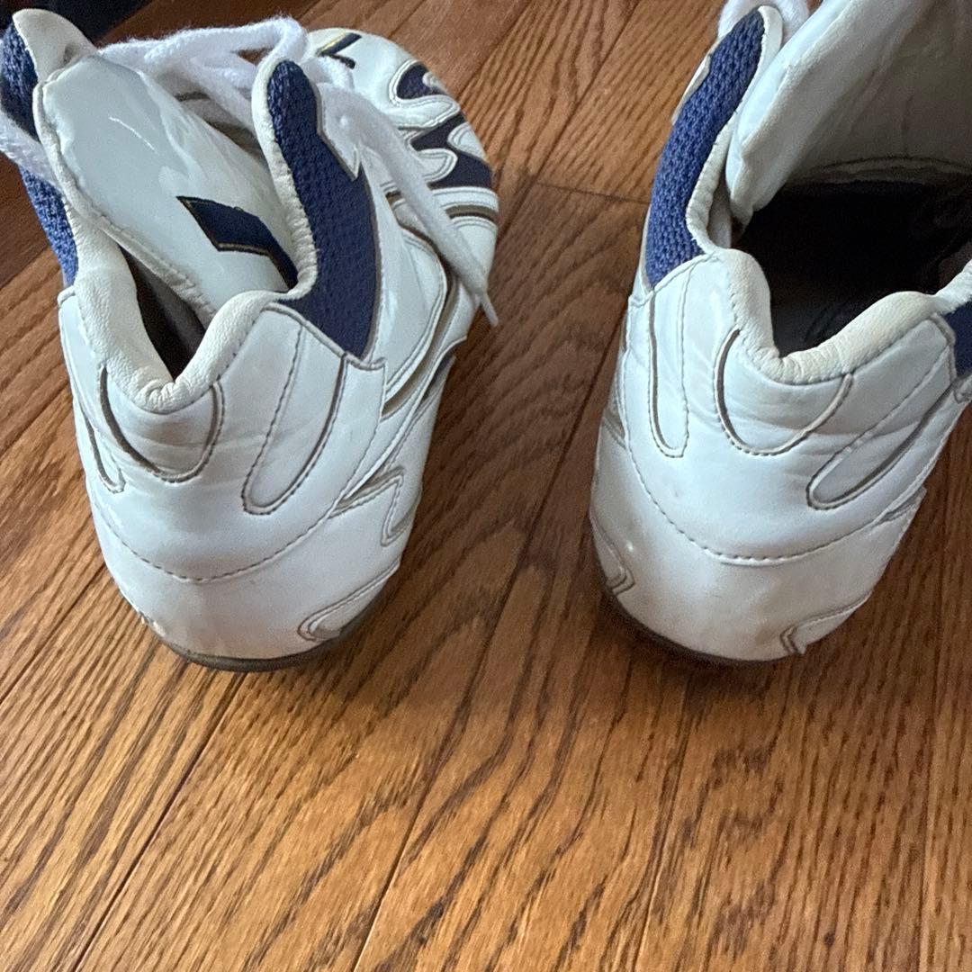 J スパイク ホワイト/ネイビー 番号7