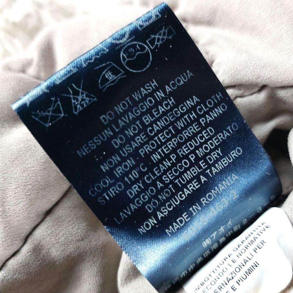 40 HERNO エミリア ケープ 大きめサイズ 超軽量 半袖 ダウンジャケット