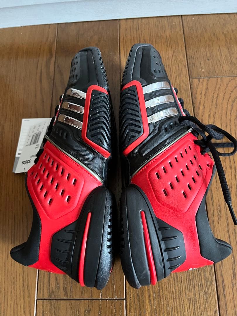 値下げしました。アディダス　テニスシューズ　バリケード6