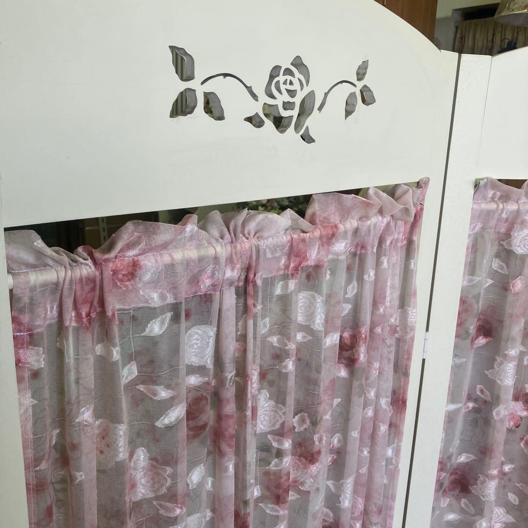 お買得　薔薇のカッティングのパーテーション2連 ライトアイボリー薔薇柄生地ピンク