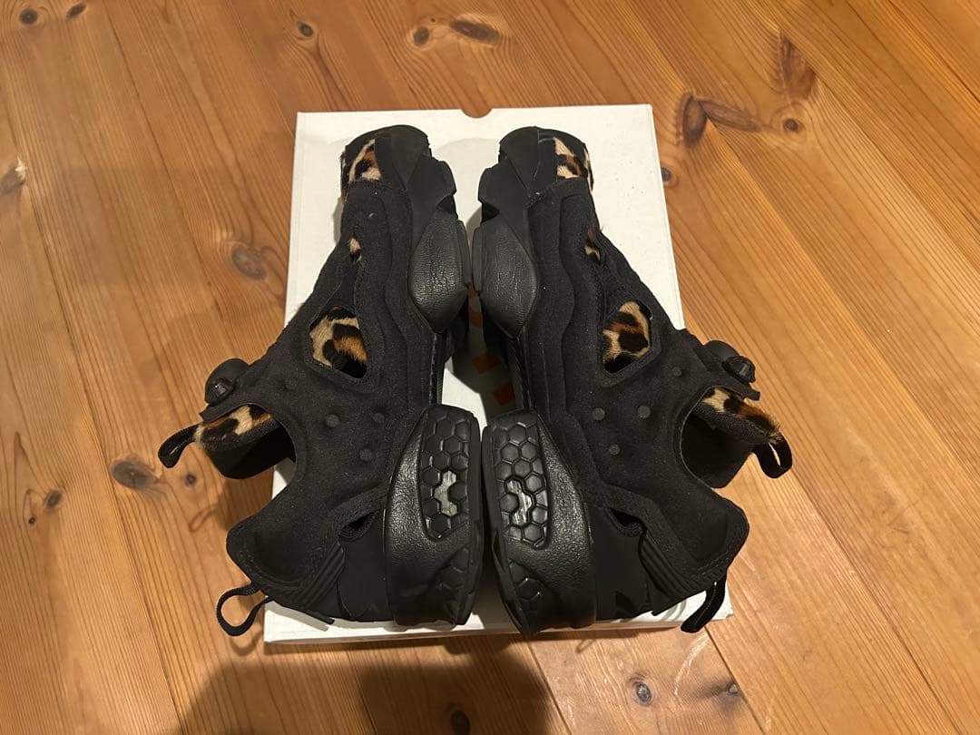 もぬ　リーボック Reebok スニーカー インスタポンプ フューリー