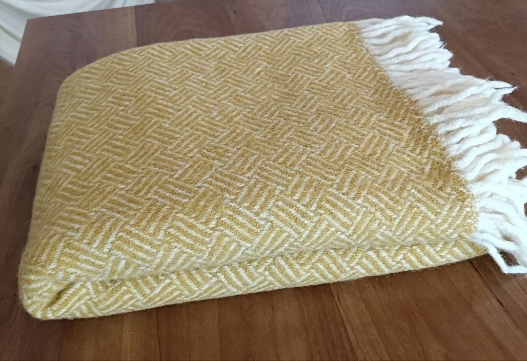 KLIPPAN ラムウール ブランケット　 毛布　クリッパン　イエロー